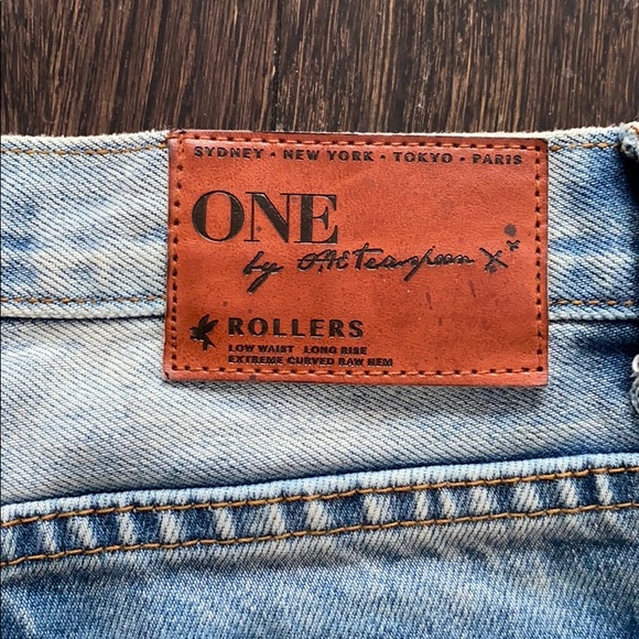 One Teaspoon Shorts - Picture 3 of 4